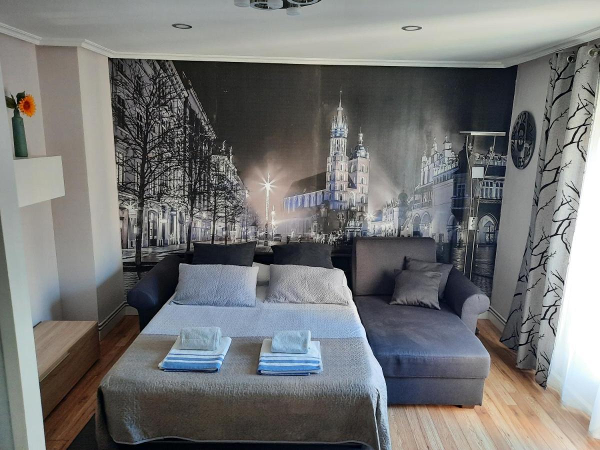 Estudio Centro โลโกรโญ ภายนอก รูปภาพ